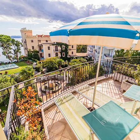 Miramar Hotel