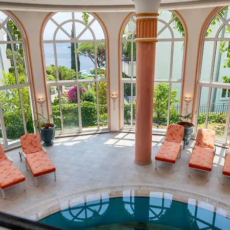 Miramar Hotel