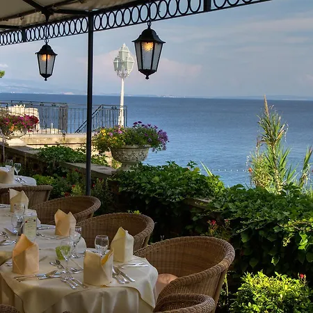 Miramar Hotel