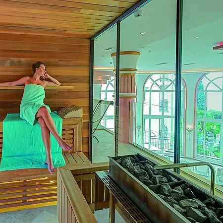 Miramar Hotel